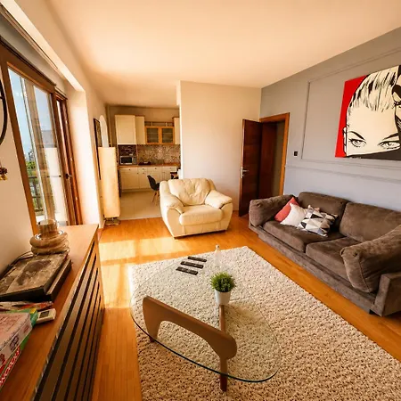 Main Square Luxury With Great View Sony Appartments #2 Скопье