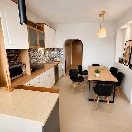 Main Square Luxury With Great View Sony Appartments #2
