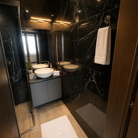 Main Square Luxury With Great View Sony Appartments #2 Апартаменты
